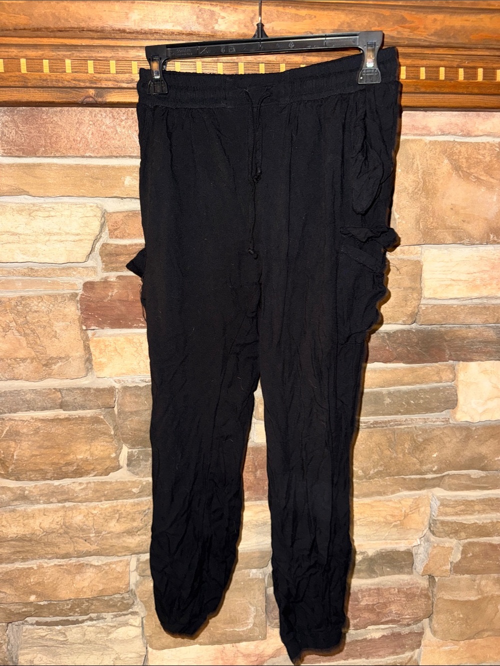 Women's Black Drawstring Casual Capris
